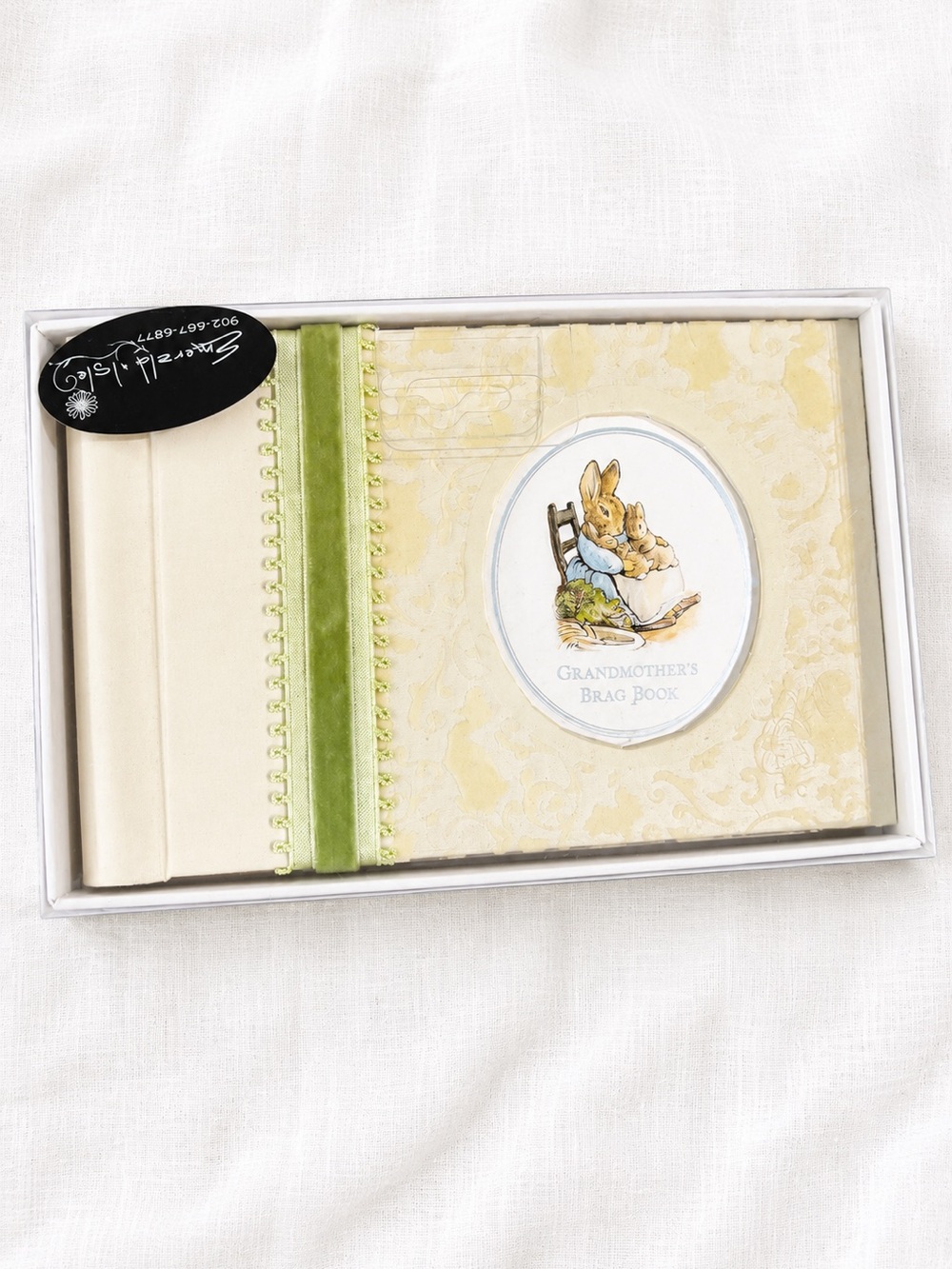 Beatrix Potter Grandmother's Brag Book Bunny Photo Album - Cream & Green